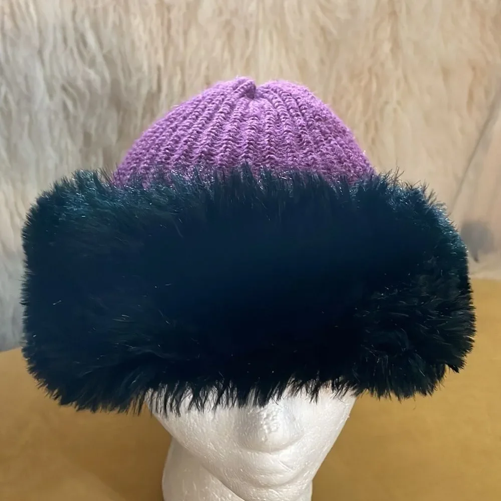 Y2K knit beanie with faux fur trim
